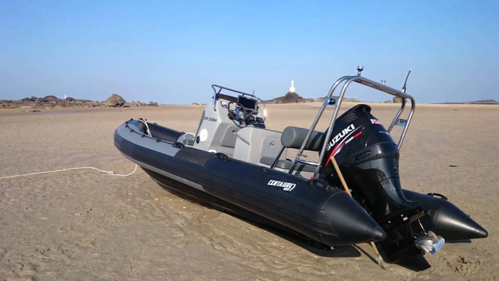 Pneumatique CENTAURE avec CONCEPT NAUTIQUE